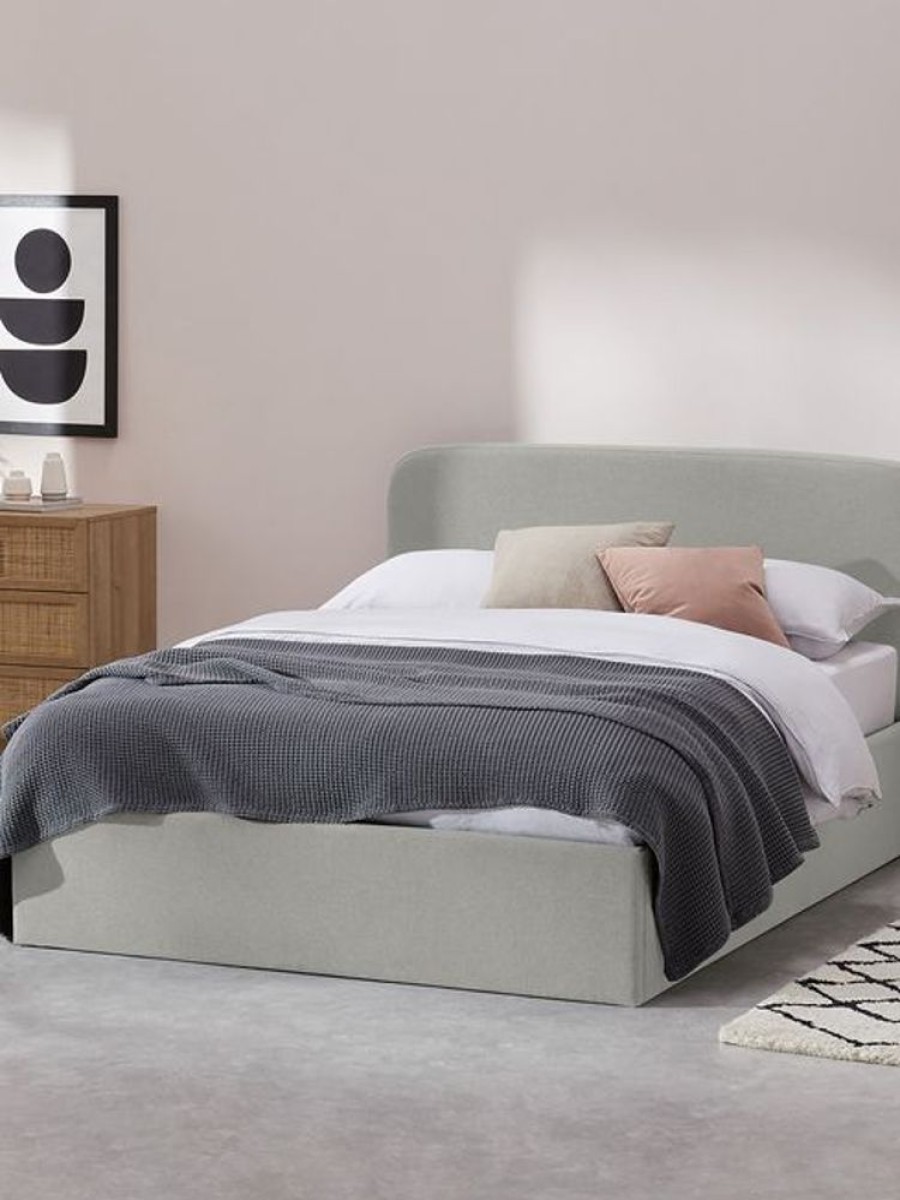 Bedroom MADE.COM | Besley Ottoman Bed